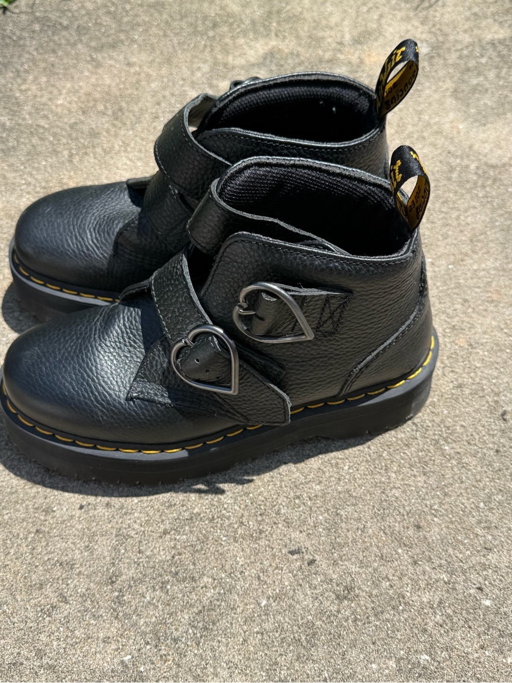 Dr. Martens Black Leather Heart-Buckle Boots Size 8 - Picture 2 of 4